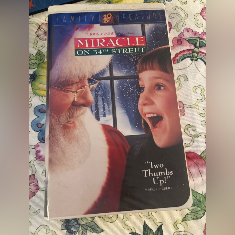 Miracle on 34th Street VHS